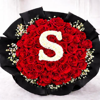 Luxury bouquet of 50 red roses with custom letter made of white pompom flowers