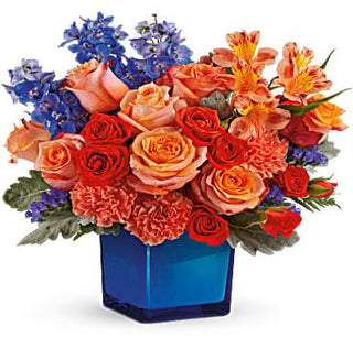 Looking to send flowers to someone in Thornhill? You can't go wrong with the Blue Day Dream Bouquet 