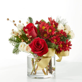 Delivery of flowers in Thornhill for holidays. fresh flowers for this special season! Best flowers shop in Toronto. 