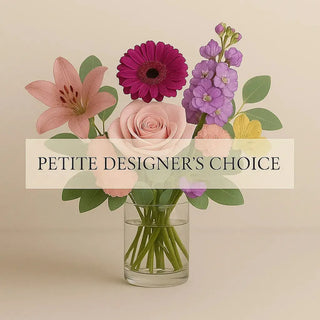 Petite Designer’s Choice bouquet with rose, gerbera daisy, lily, and seasonal flowers in a clear vase – Yunza Florist Toronto
